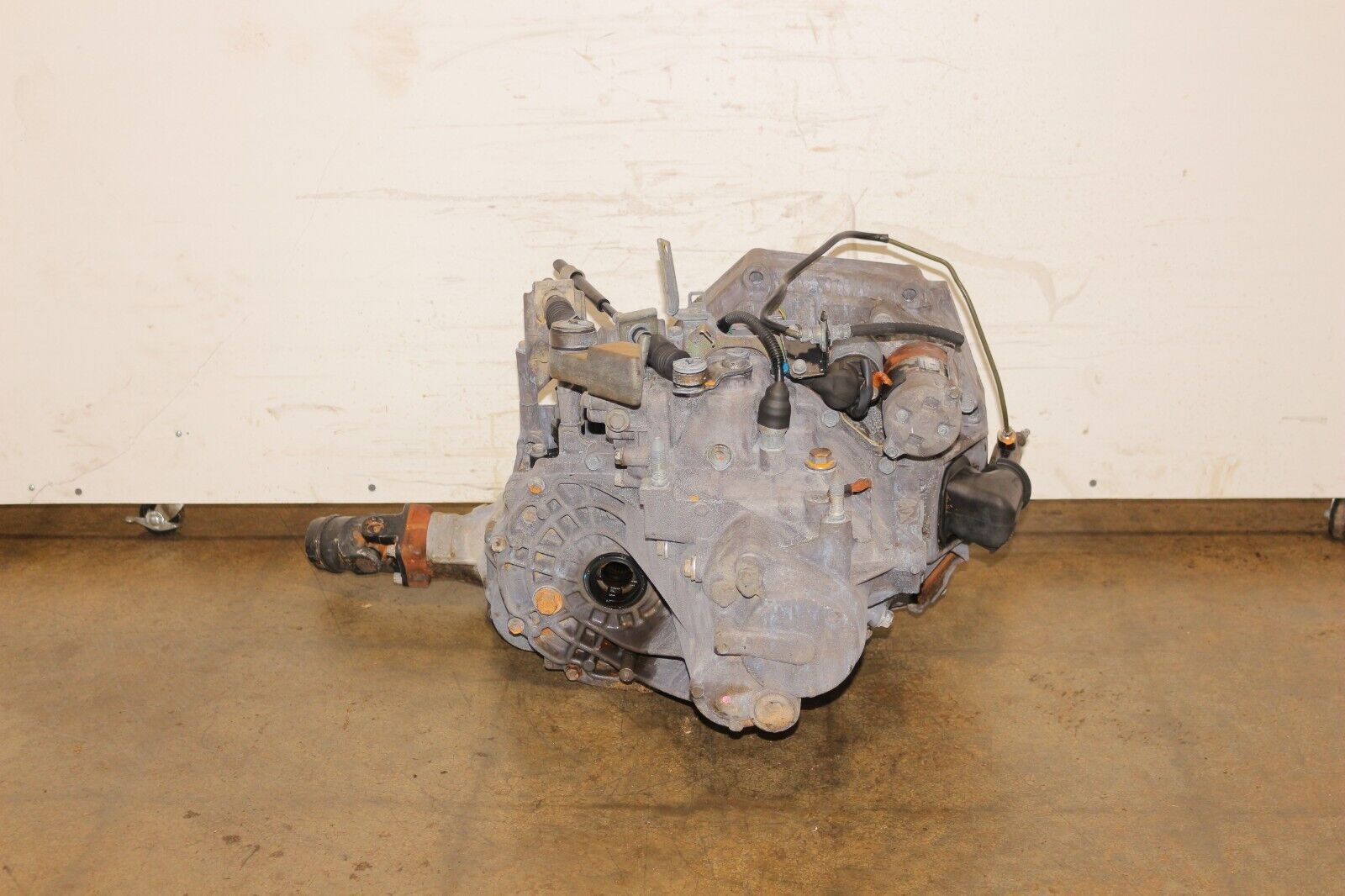 1997-2001 Honda CRV B Series 4WD Manual Transmission 5 Speed 4x4 B20B B20Z JDM - Fresh Stock Dated February 2026