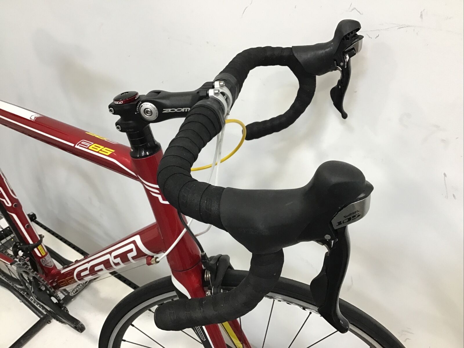 2012 Felt F85 Superlite Road Bike 61cm Aluminum Shimano 105 - Fresh Stock Dated February 2026