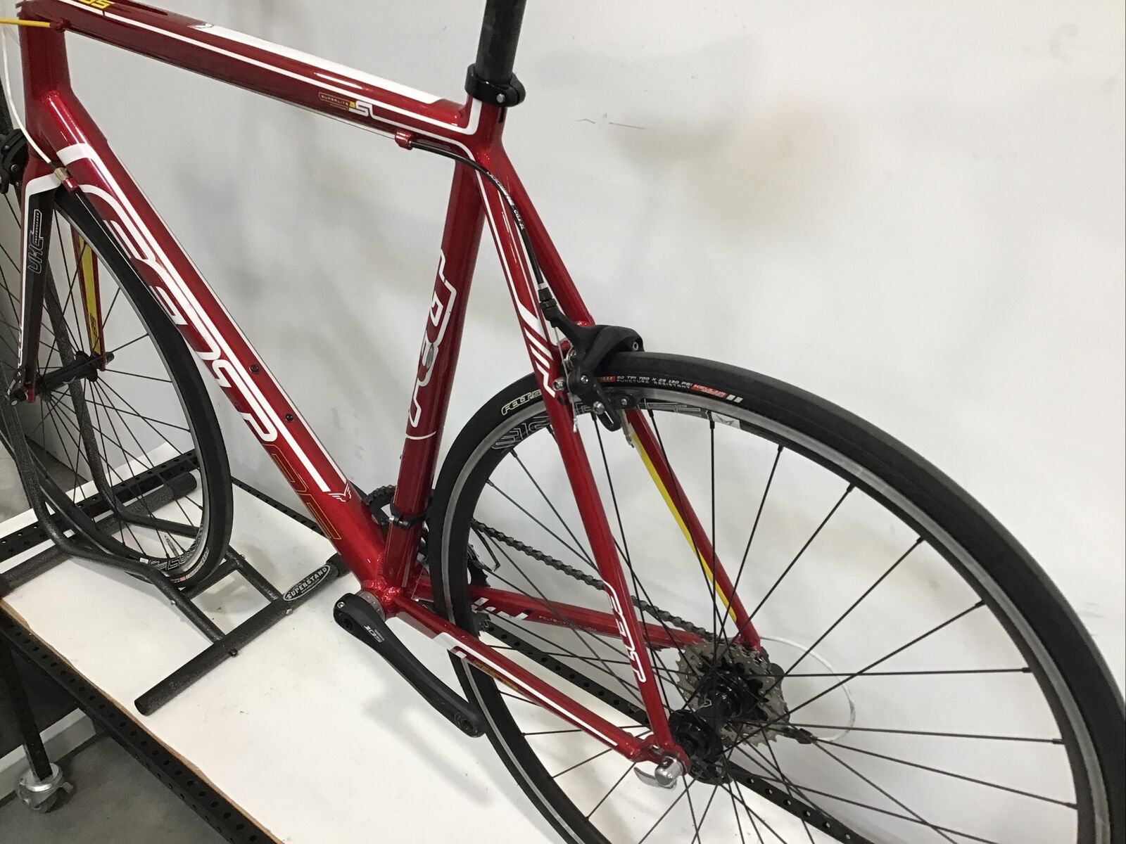 2012 Felt F85 Superlite Road Bike 61cm Aluminum Shimano 105 - Fresh Stock Dated February 2026