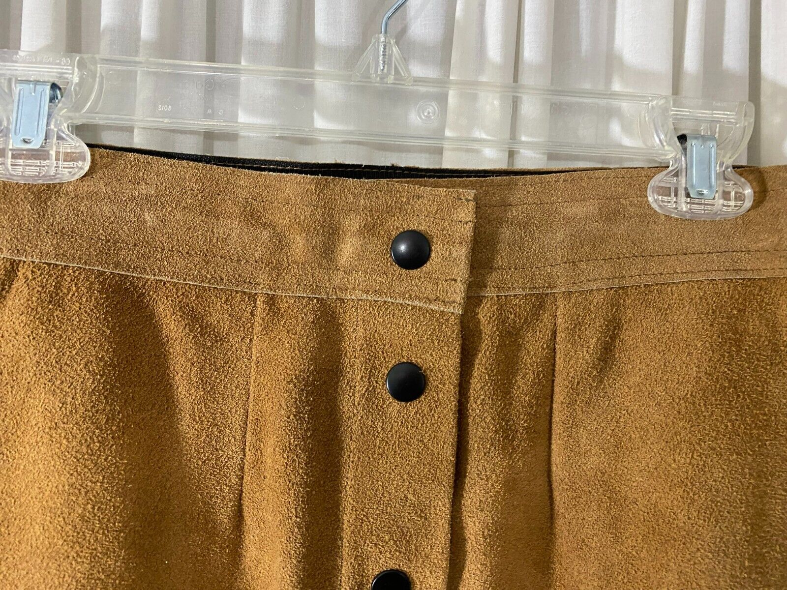 Vintage Suede Mini Skirt w/Fringe-S-Natural Color-Front Snaps-VG-CLASSIC HIPPIE - Fresh Stock Dated March 2026