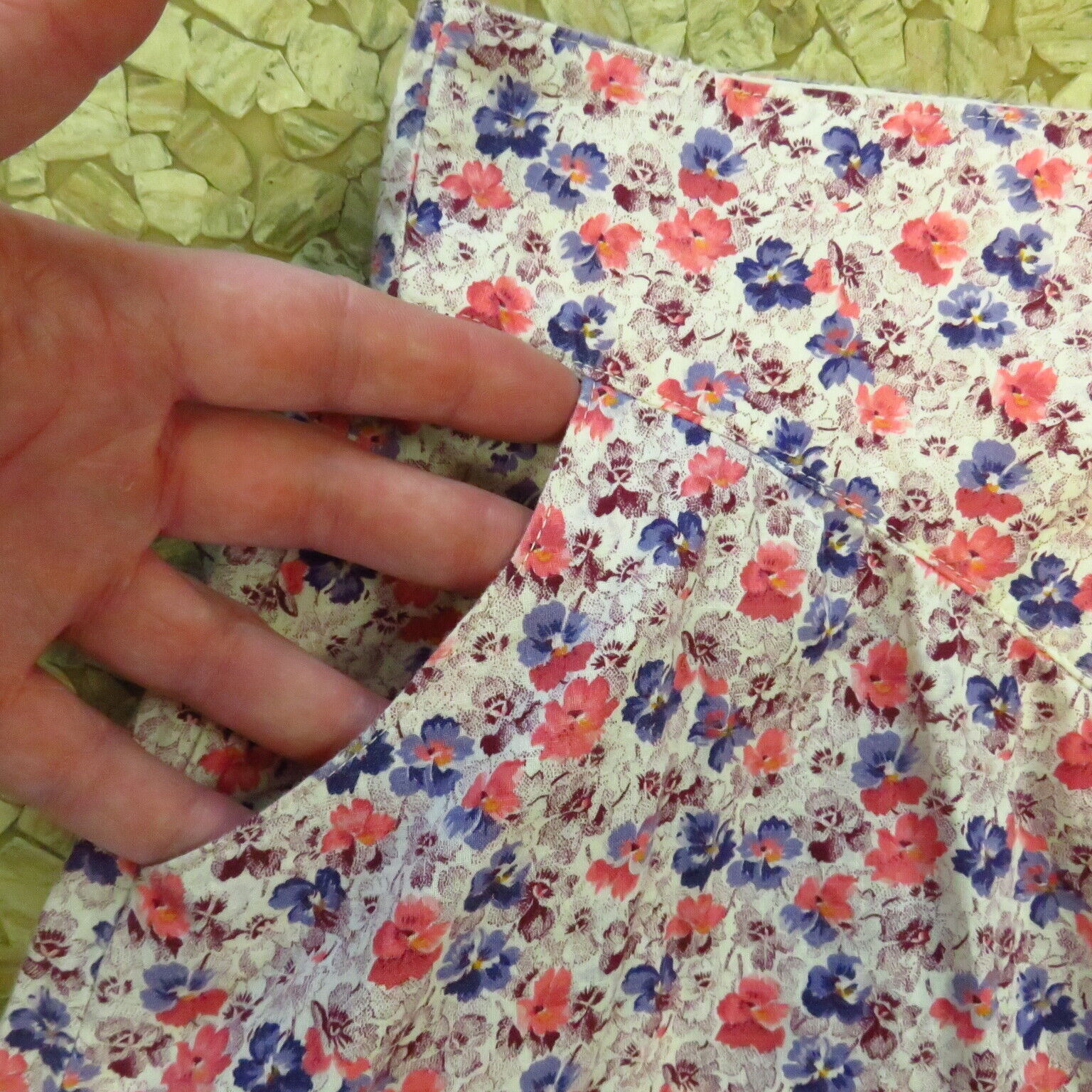 Vintage Pansy Floral Skirt Cotton POCKETS Size XS 25 Waist - Fresh Stock Dated March 2026