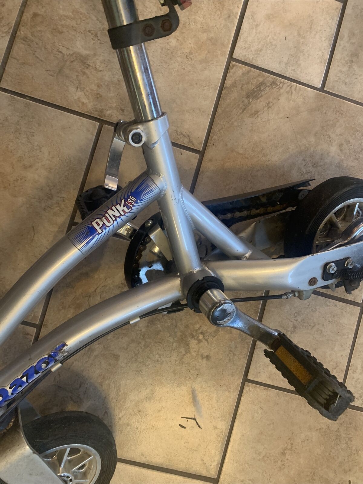 Razor Punk 180 Trick Peddle Bike As Is - Fresh Stock Dated February 2026