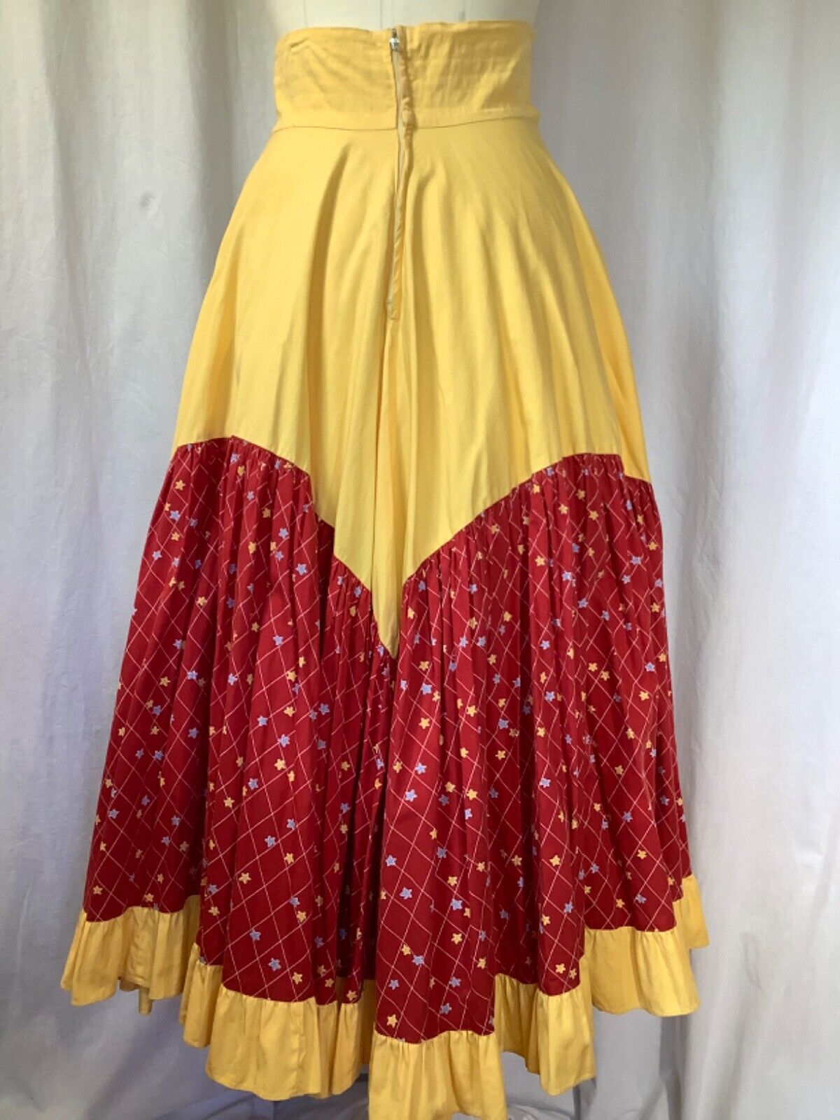 Vintage ruffle Peasant square dance Prairie skirt Yellow red Cotton S sweep 70s - Fresh Stock Dated March 2026