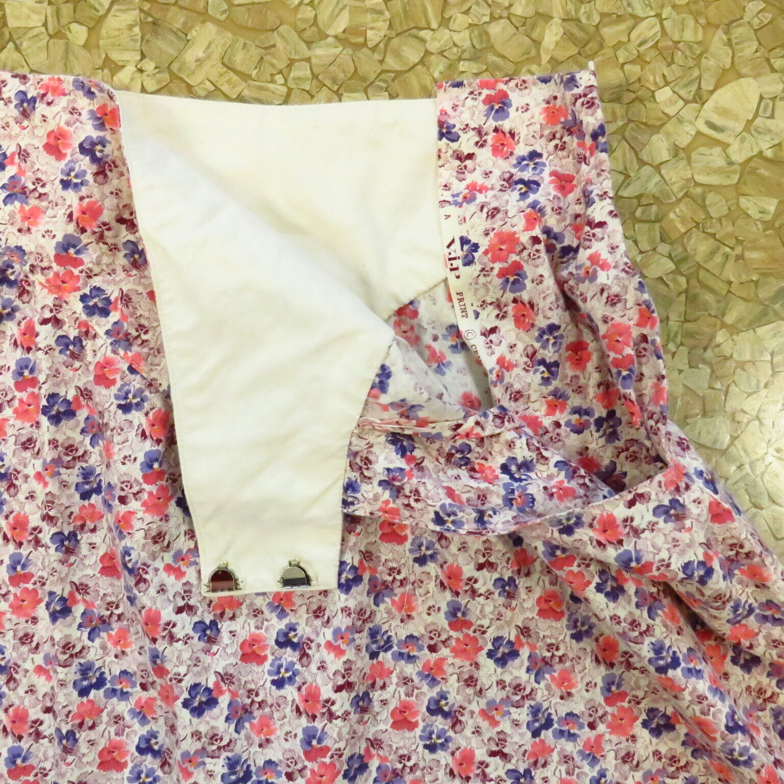 Vintage Pansy Floral Skirt Cotton POCKETS Size XS 25 Waist - Fresh Stock Dated March 2026
