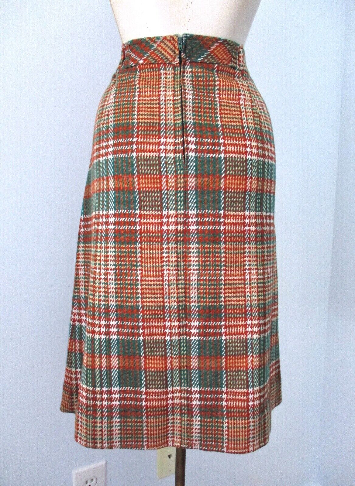 Vtg 60s 70s Mod Rust Green Plaid Poly Knit A-Line Secretary Skirt Side Zip 12 - Fresh Stock Dated March 2026