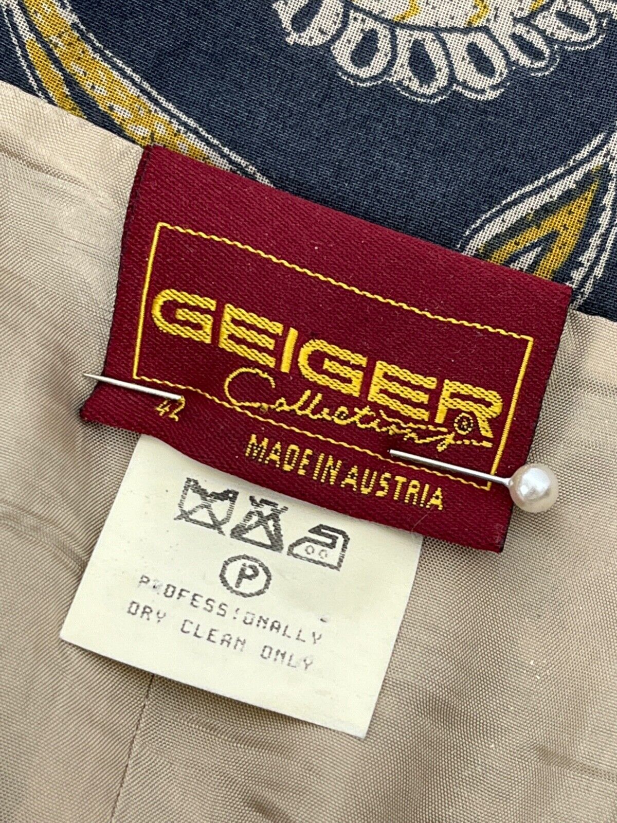 Vintage ? Geiger of Austria Women’s Cotton Lined Boho Fall Skirt Size 42 Pleated - Fresh Stock Dated March 2026