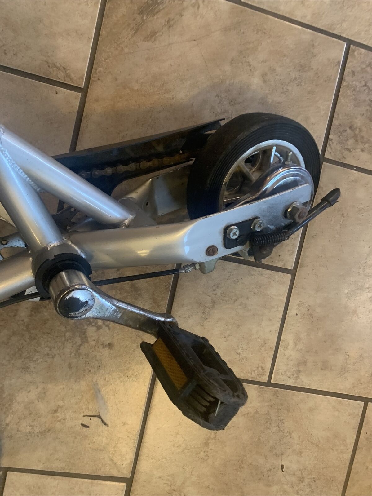 Razor Punk 180 Trick Peddle Bike As Is - Fresh Stock Dated February 2026