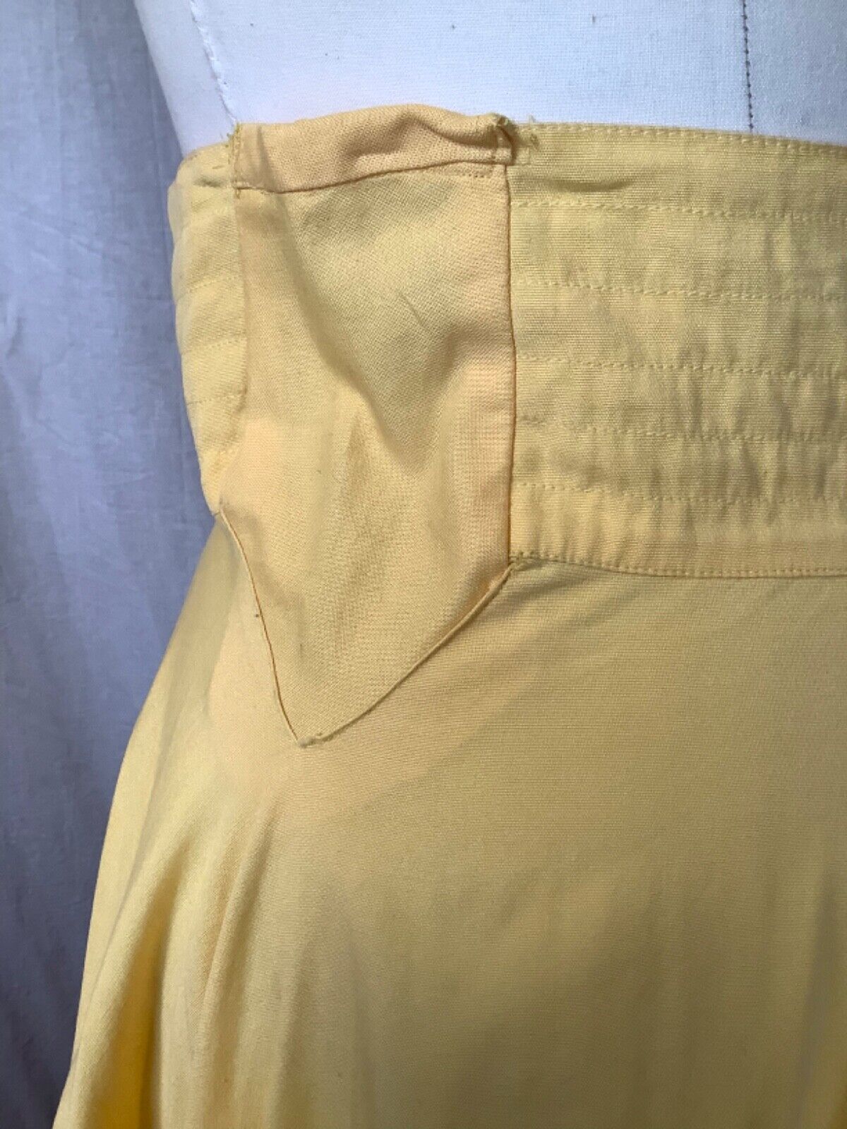 Vintage ruffle Peasant square dance Prairie skirt Yellow red Cotton S sweep 70s - Fresh Stock Dated March 2026