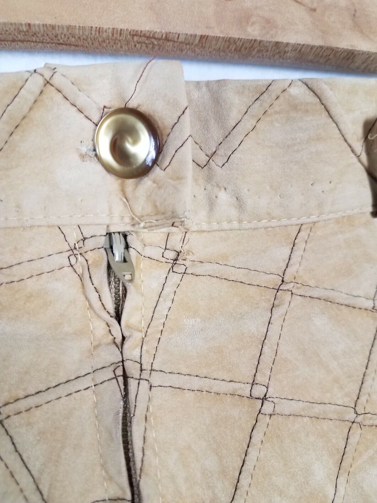 VTG Womens Size Small Skirt A-Line Quilted Faux Suede Fabric Tan Casual Vintage - Fresh Stock Dated March 2026