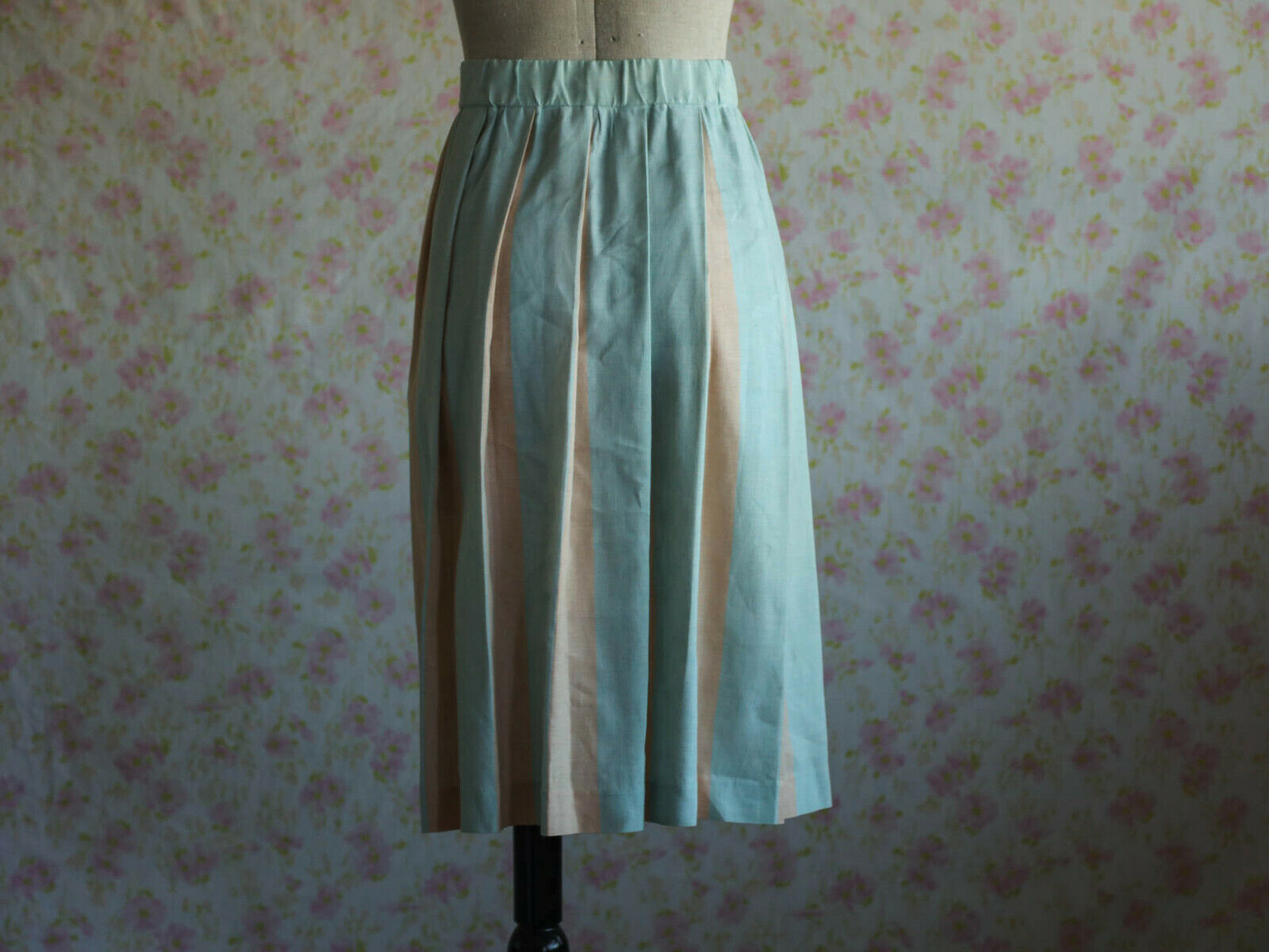 Vintage Pink and blue pleated skirt / Medium / Large - Fresh Stock Dated December 2025
