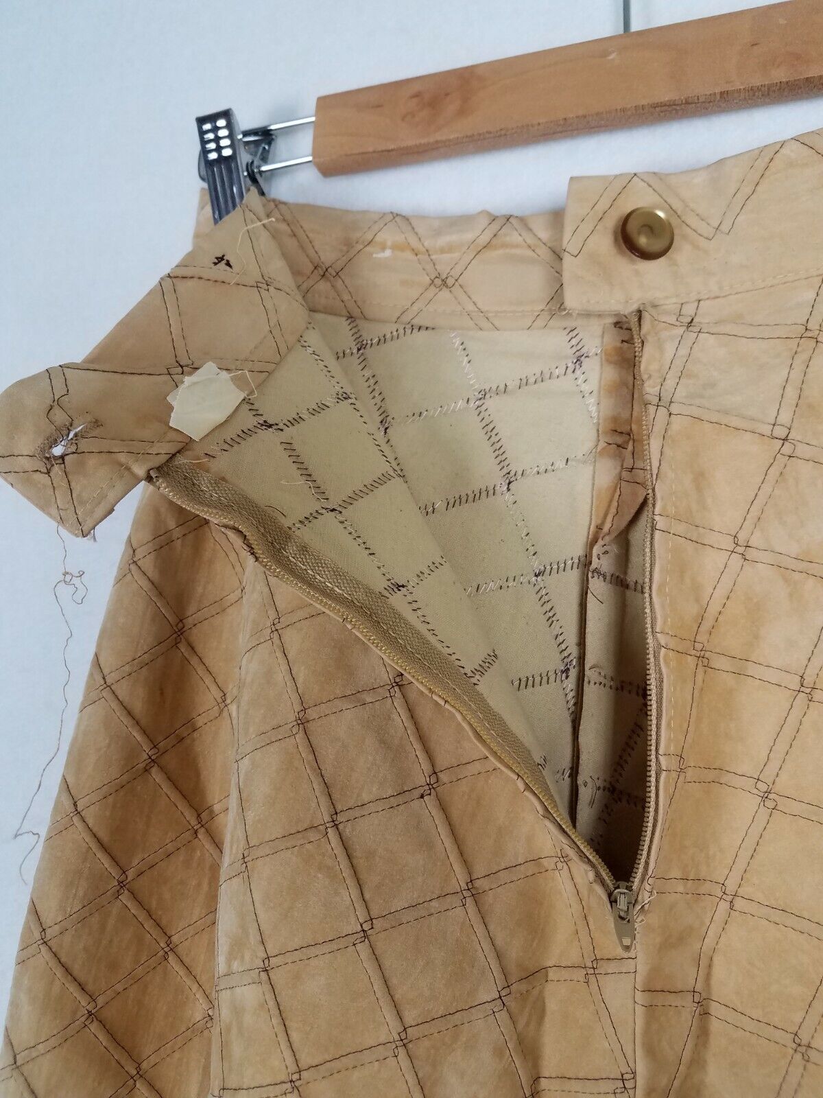 VTG Womens Size Small Skirt A-Line Quilted Faux Suede Fabric Tan Casual Vintage - Fresh Stock Dated March 2026