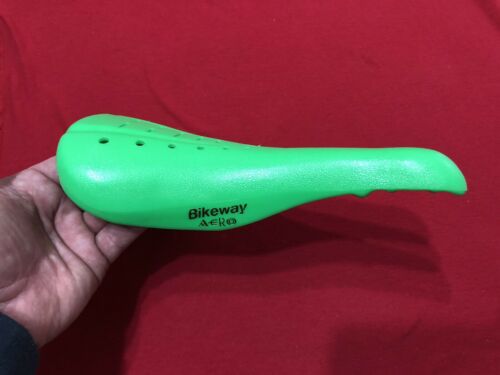 NOS GREEN BIKEWAY AERO VELO SEAT OLD SCHOOL BMX Gt Dyno Style - Fresh Stock Dated December 2025