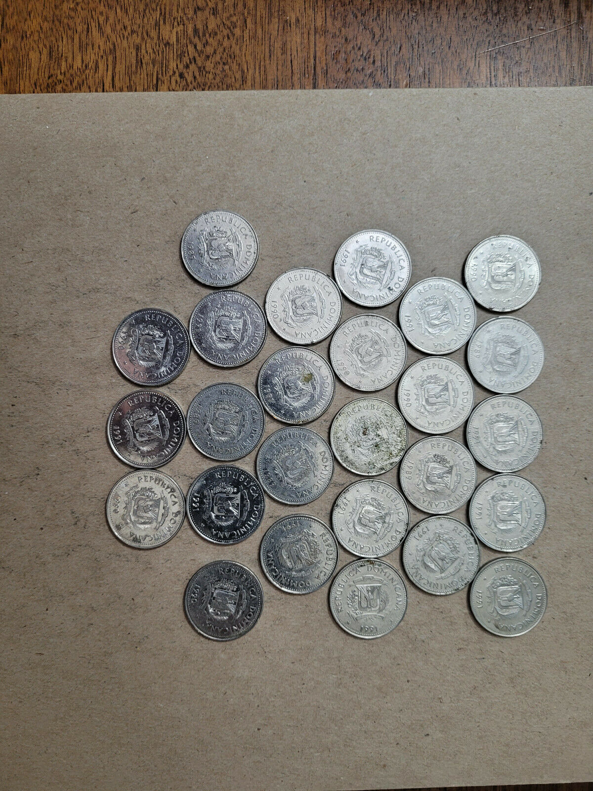 Dominican Republic 25 cents, Lot of 27 coins, KM# 71, minted 1989-1991 - Fresh Stock Dated December 2025