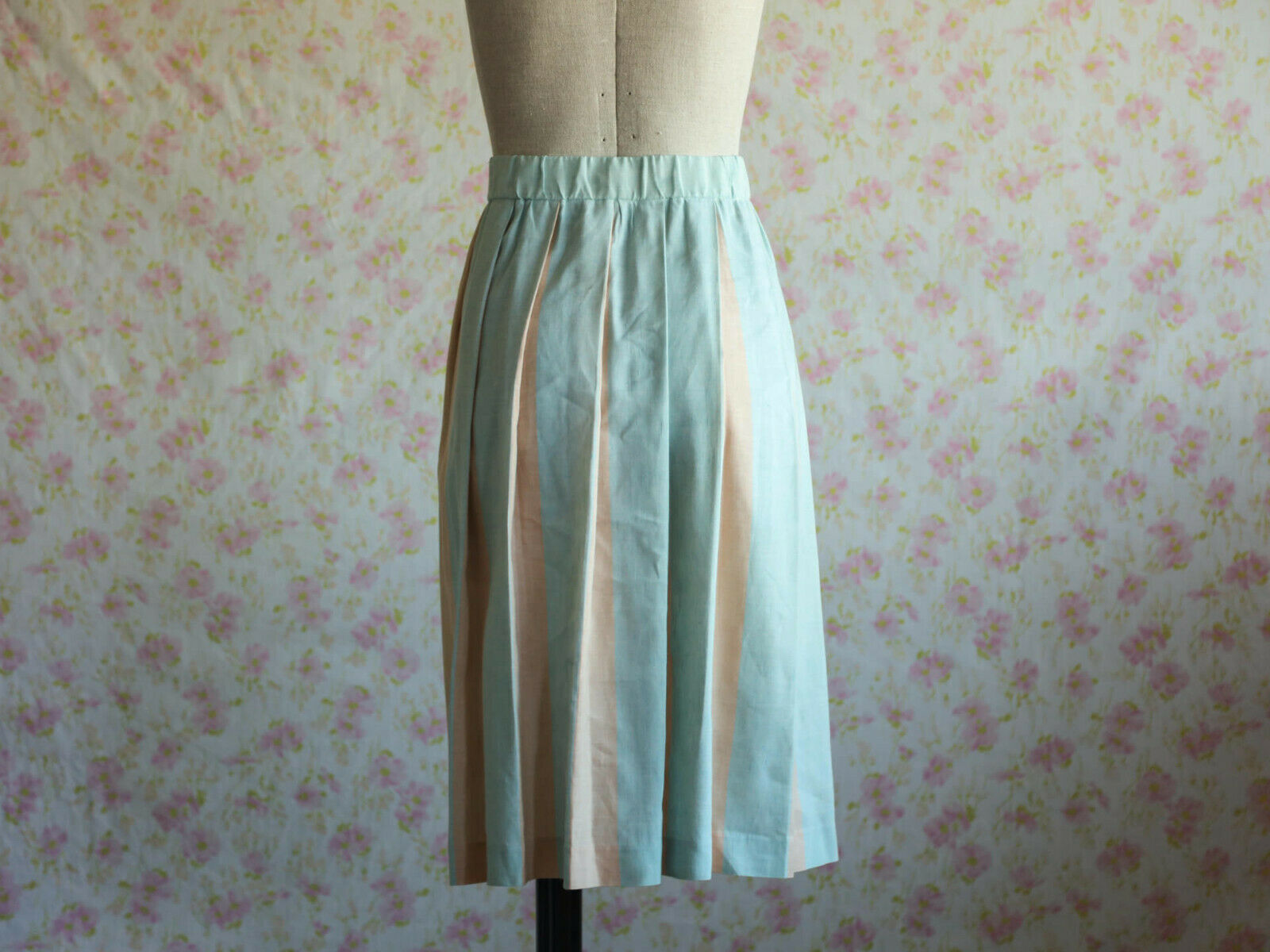 Vintage Pink and blue pleated skirt / Medium / Large - Fresh Stock Dated December 2025