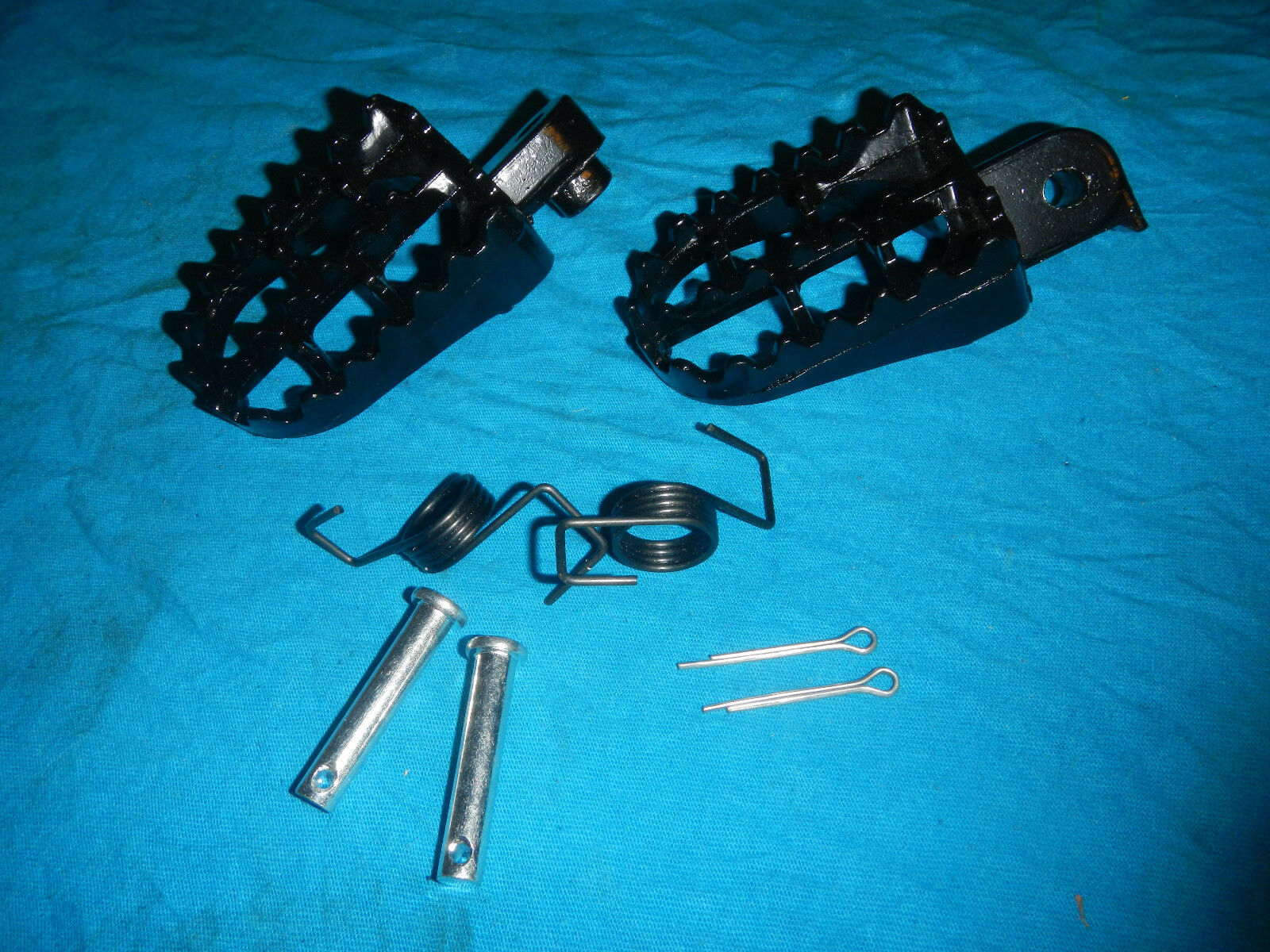 AFTERMARKET FOOT PEG KAWASAKI 88,90-03 KX60  02-15 KLX110 KX 60 KLX 110 KX110L - Fresh Stock Dated February 2026