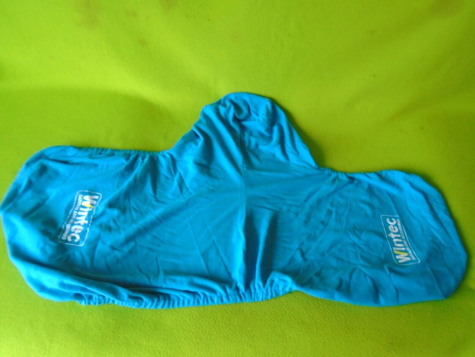 WINTEC English Saddle Cover~BLUE~AP~JUMP~DRESSAGE~HUNT~ELASTIC Edge~New Cond - Fresh Stock Dated December 2025