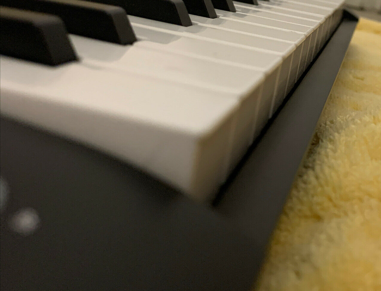 Korg Microkey 25 Key Ultra Compact USB Controller - pre owned - Fresh Stock Dated February 2026