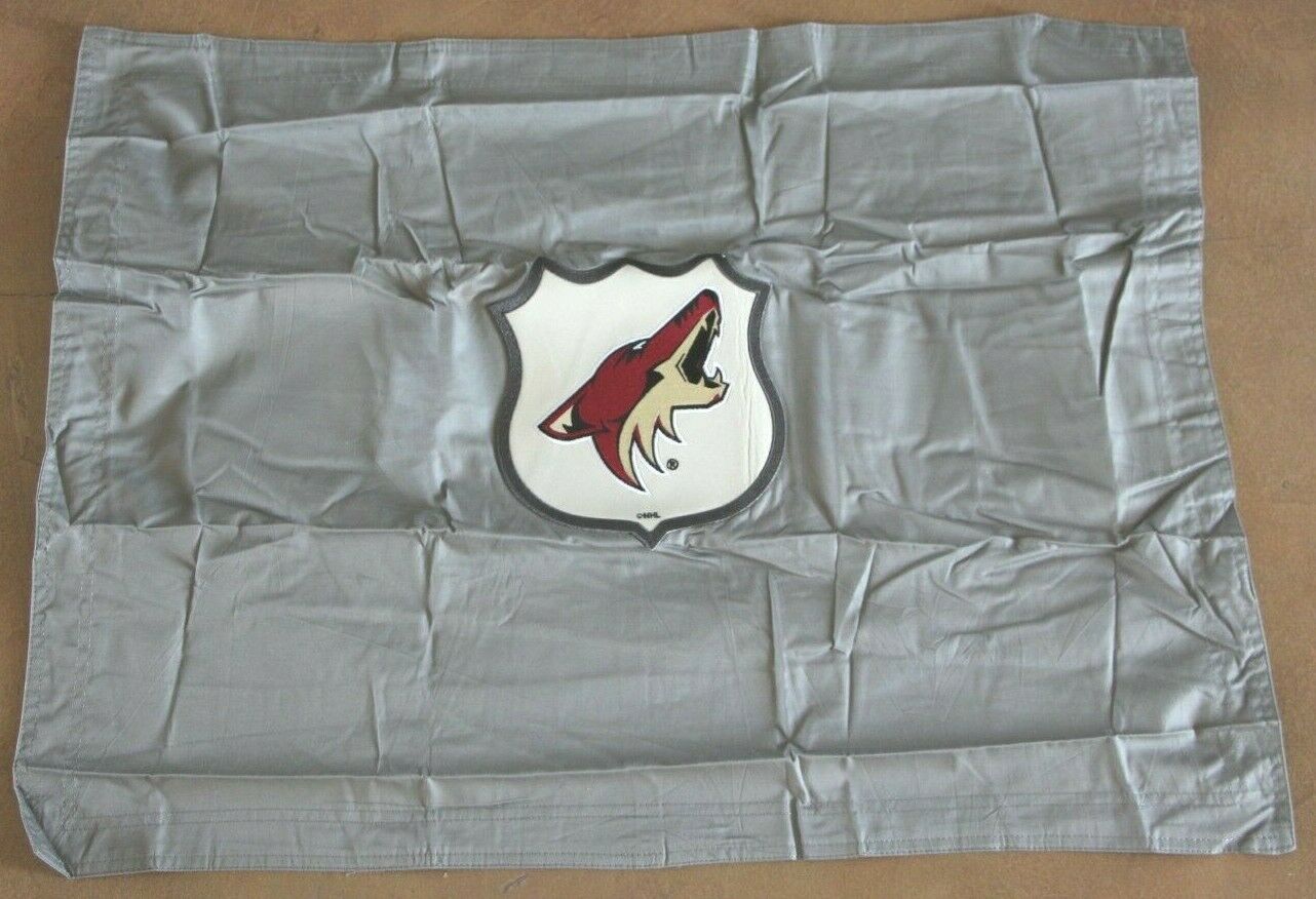 POTTERY BARN Teen NHL Phoenix Coyotes Hockey Patch Standard Sham Grey - Fresh Stock Dated December 2025
