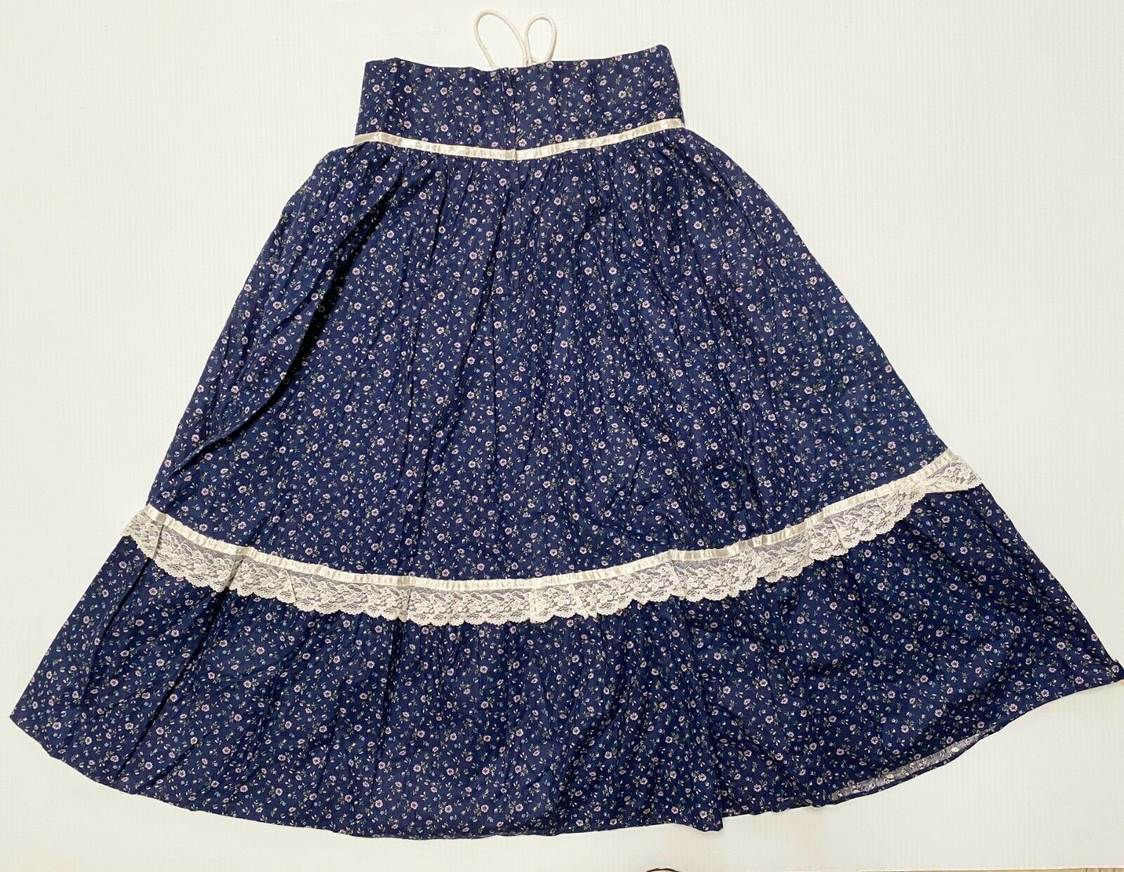 Vintage Jessica's Gunnies Gunne Sax Calico Floral Print Midi Prairie Skirt SZ 9 - Fresh Stock Dated March 2026