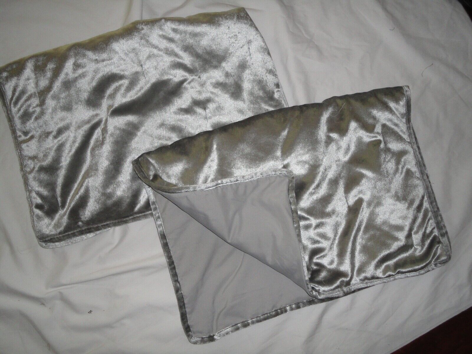 WALMART SILVER VELVET GLAMOUR (2) STANDARD PILLOW SHAMS 20 X 26 - Fresh Stock Dated February 2026