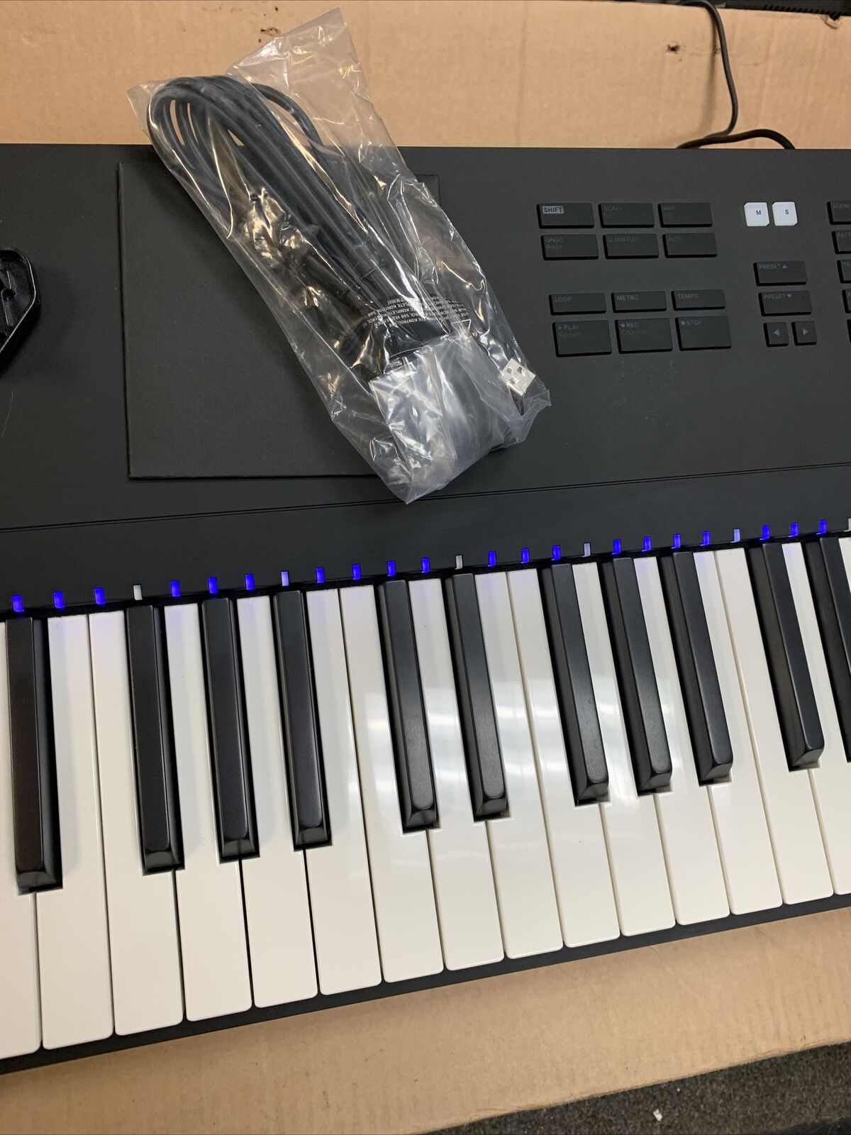 Native Instruments Komplete Kontrol s88 (Button slow to come up)  * See Photos* - Fresh Stock Dated February 2026