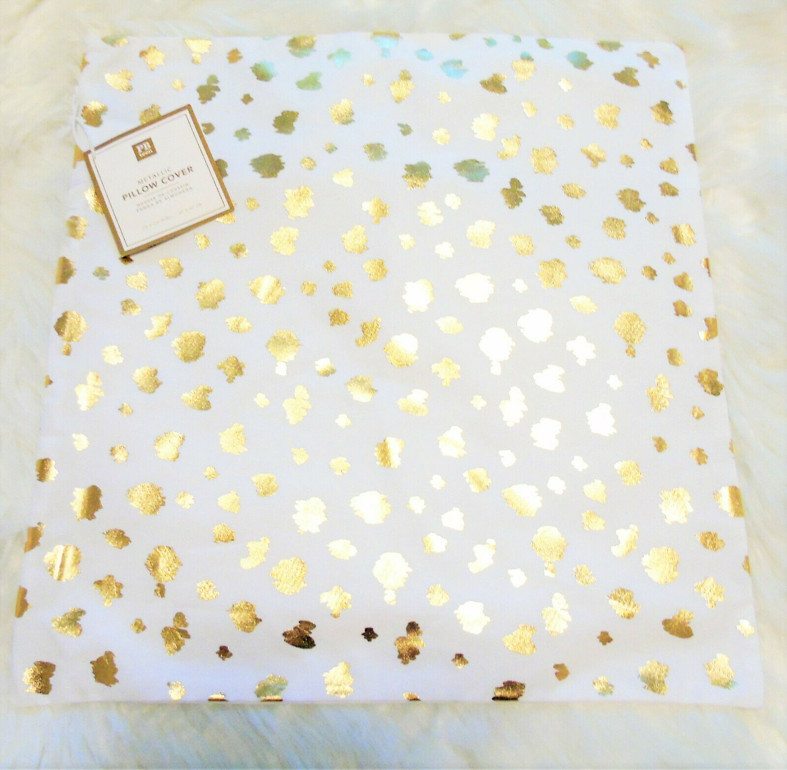 PB METALLIC GOLD PILLOW COVER 16