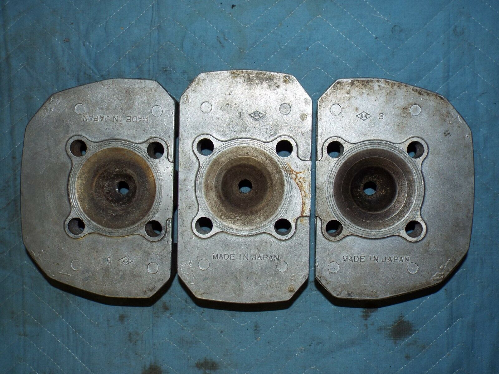 KAWASAKI H2 750 EARLY CYLINDERS AND HEADS WITH PISTONS AND RINGS 1972 1973  TOP - Fresh Stock Dated February 2026