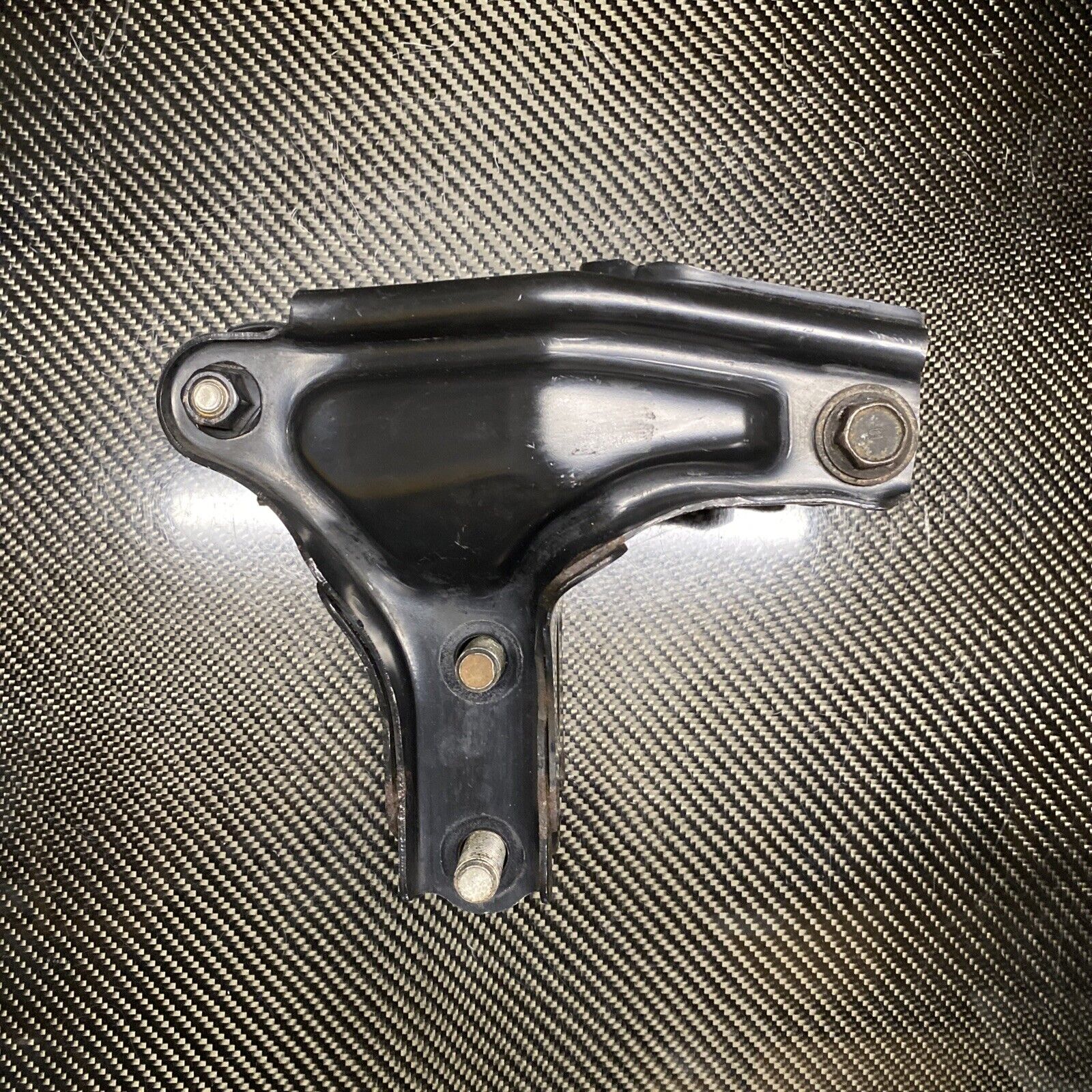 1997-2001 Honda Crv rear t bracket auto to manual conversion OEM - Fresh Stock Dated February 2026