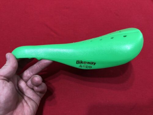 NOS GREEN BIKEWAY AERO VELO SEAT OLD SCHOOL BMX Gt Dyno Style - Fresh Stock Dated December 2025
