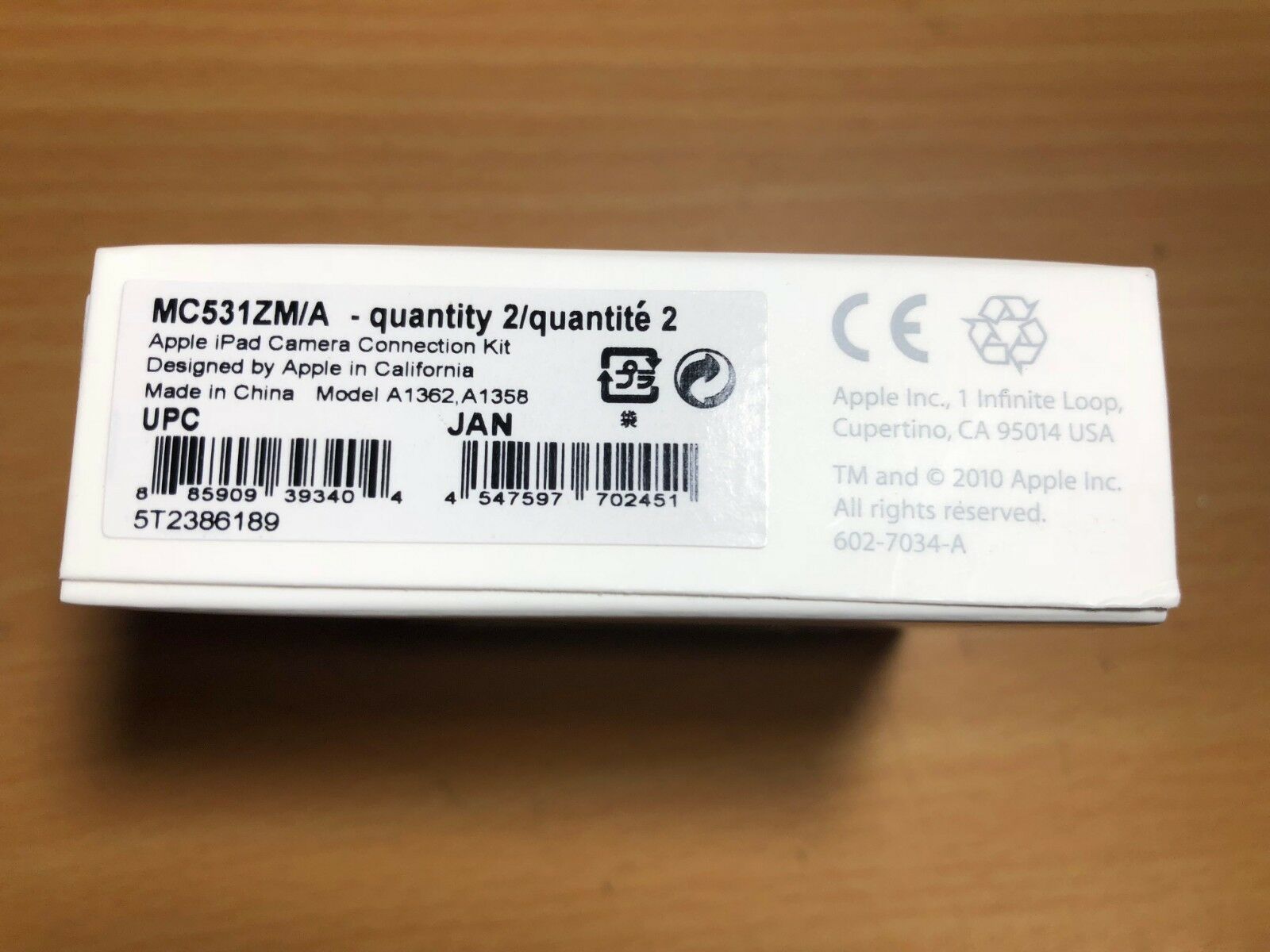 Original Apple 30-Pin iPad Camera Connection Kit MC531ZM/A - Fresh Stock Dated February 2026