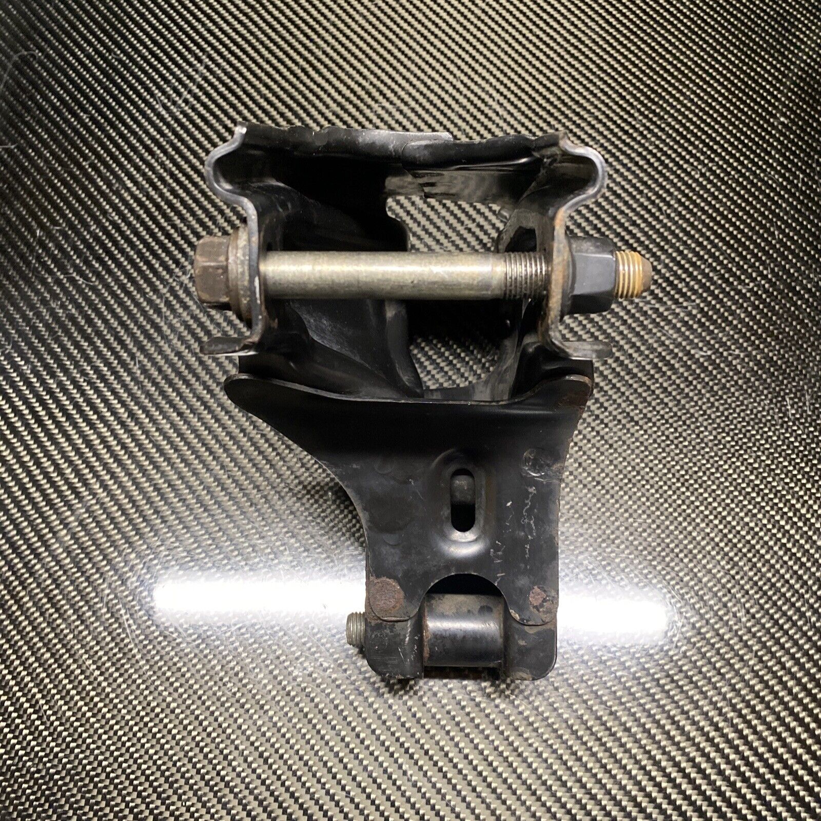 1997-2001 Honda Crv rear t bracket auto to manual conversion OEM - Fresh Stock Dated February 2026