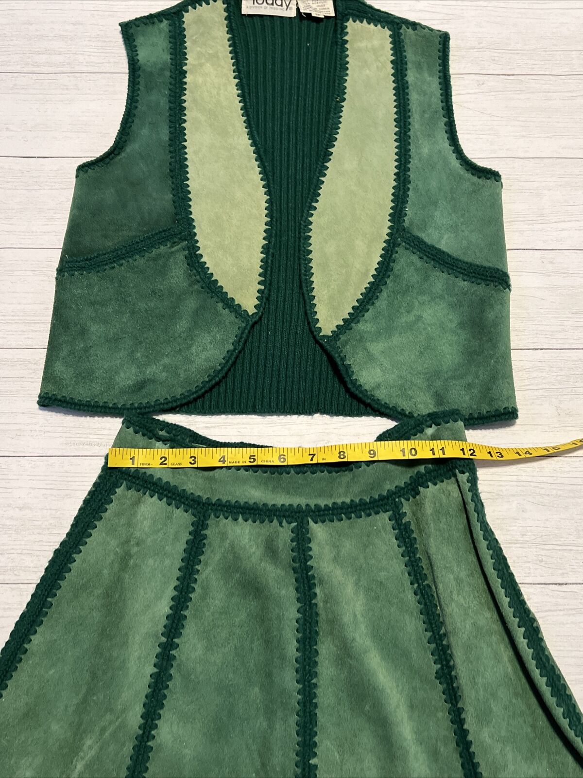 VTG Ms. Today Trissi Inc Green Suede Yarn Skirt Vest Patchwork Women’s XS/S READ - Fresh Stock Dated March 2026