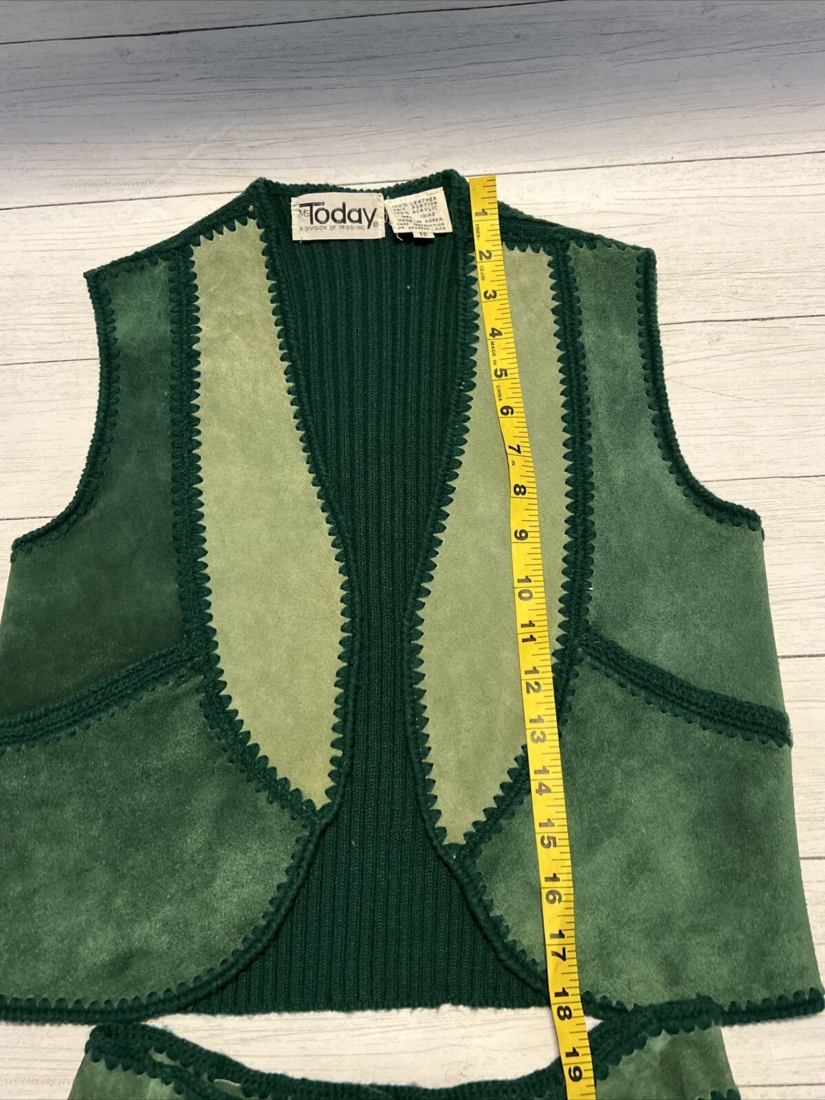 VTG Ms. Today Trissi Inc Green Suede Yarn Skirt Vest Patchwork Women’s XS/S READ - Fresh Stock Dated March 2026