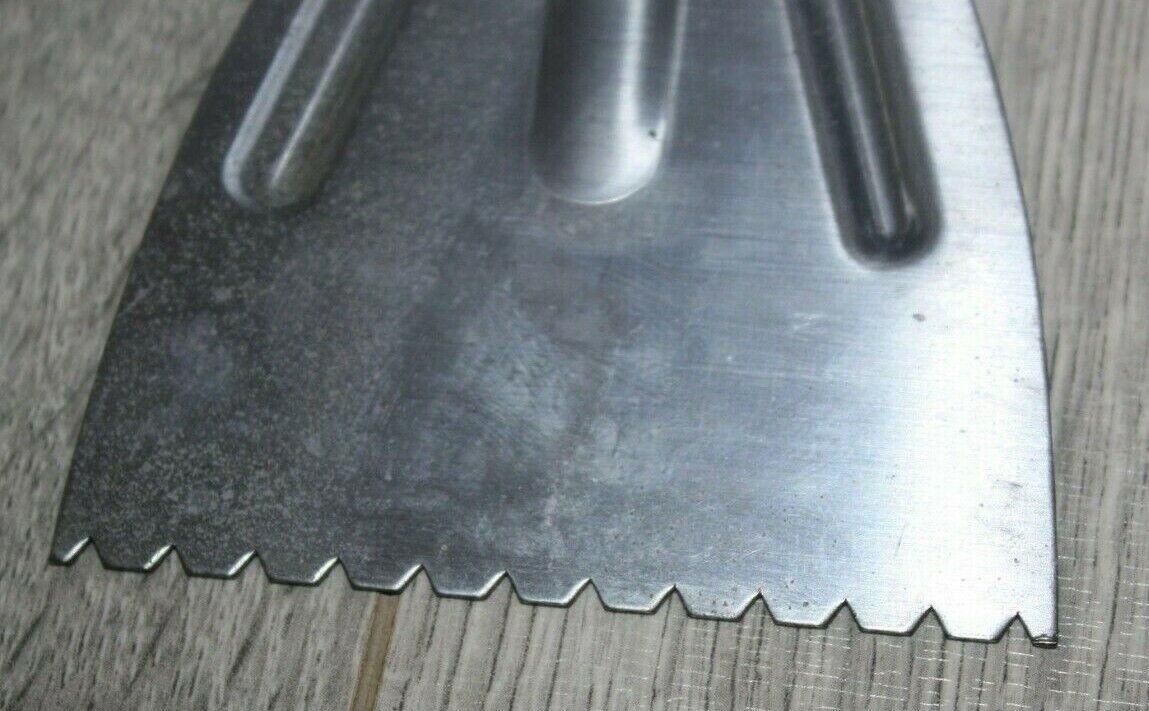 VINTAGE Red Devil 4031 Scraper..NEVER USED - Fresh Stock Dated February 2026