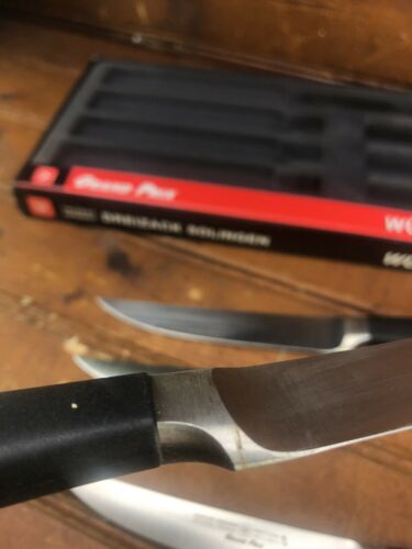 WUSTHOF GRAND PRIX GERMANY SET OF 4 STEAK KNIVES 4.5