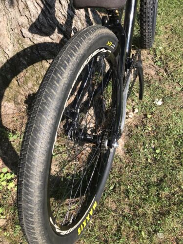 2011 Banshee Amp DJ dirt jumper Maxxis Odyssey Profile Manitou Spank Atomlab - Fresh Stock Dated February 2026