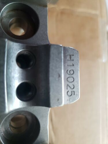 Preowned chevy SB2.2 alum racing heads,bryant 3.260