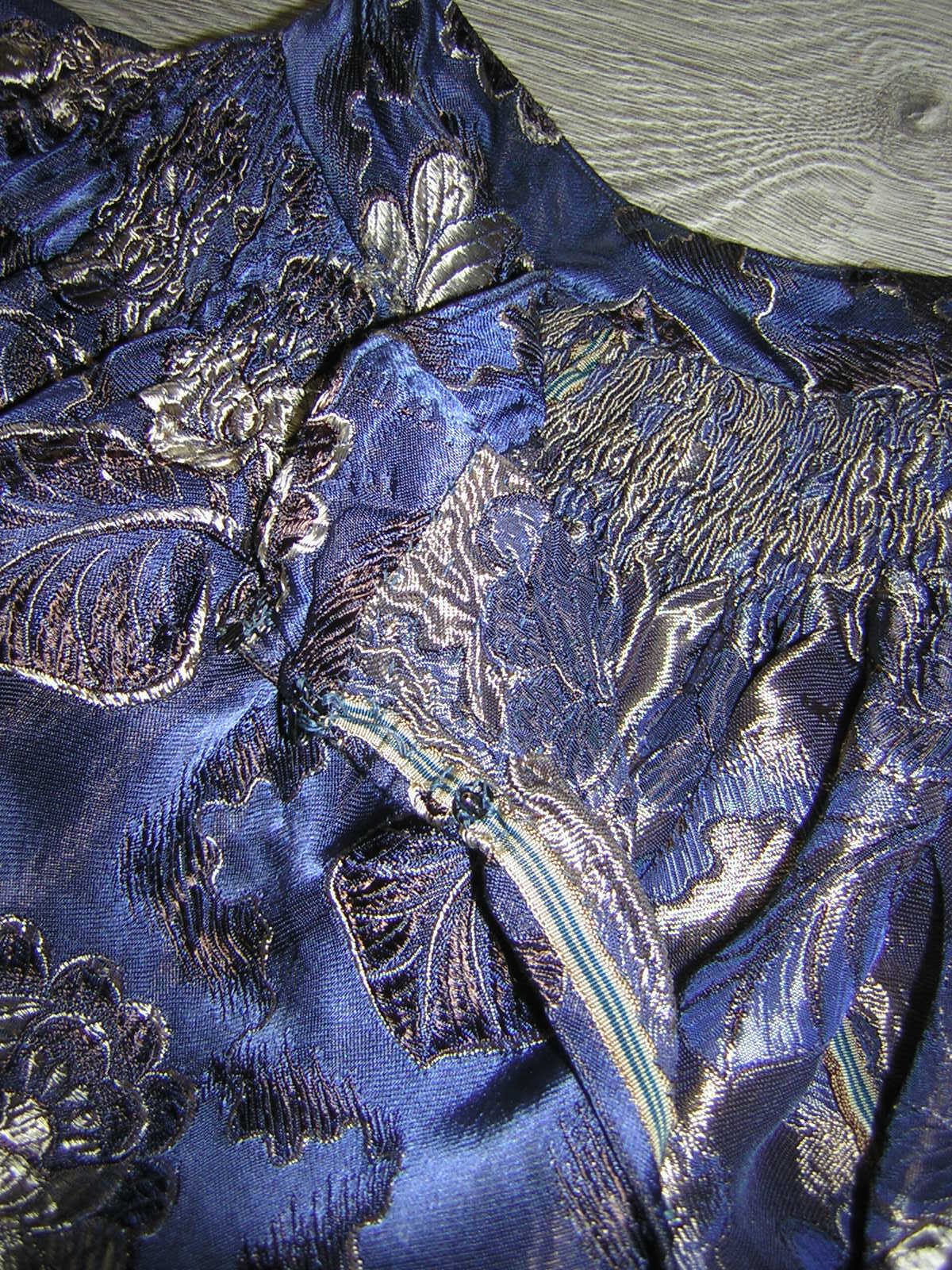 VINTAGE ANTIQUE CZECH WOMENS GIRLS PEASANT FOLK COSTUME BROCADE SKIRT MORAVIAN - Fresh Stock Dated March 2026