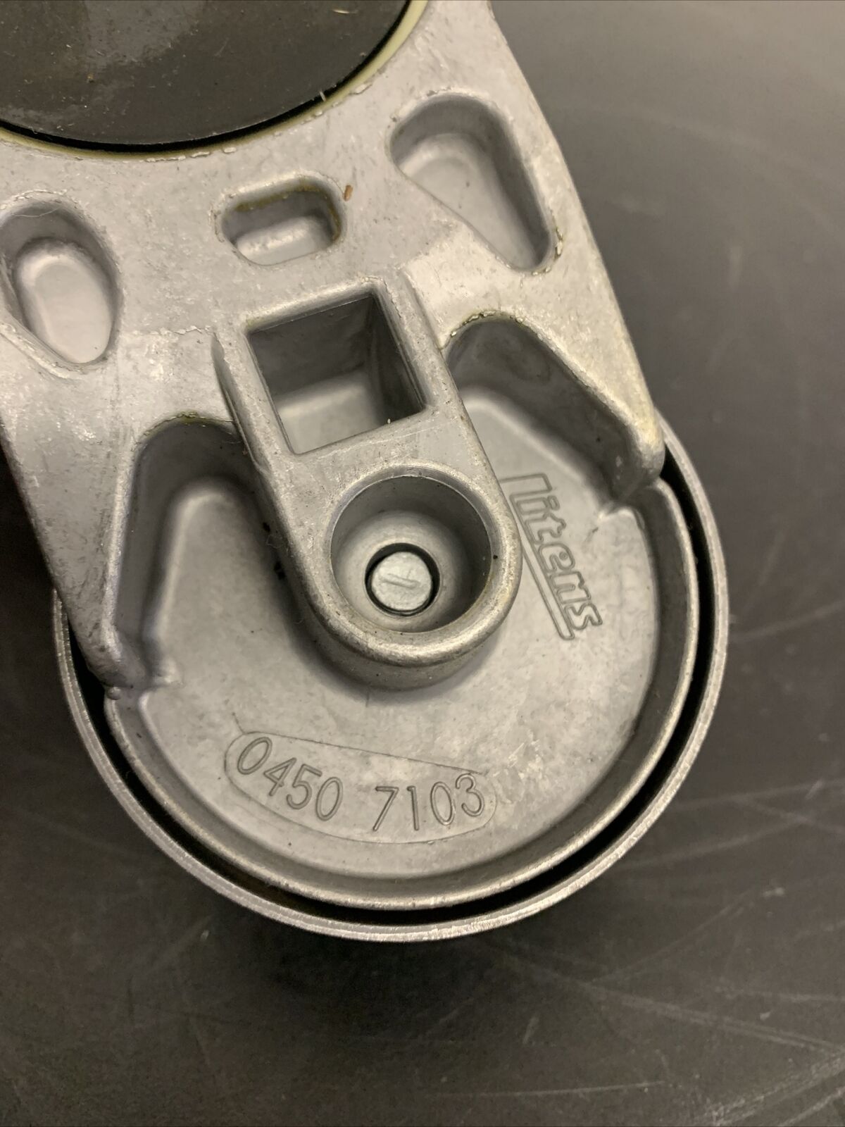 Wow! Volvo 21618992 Litens Belt tensioner, *NEW* - Fresh Stock Dated February 2026