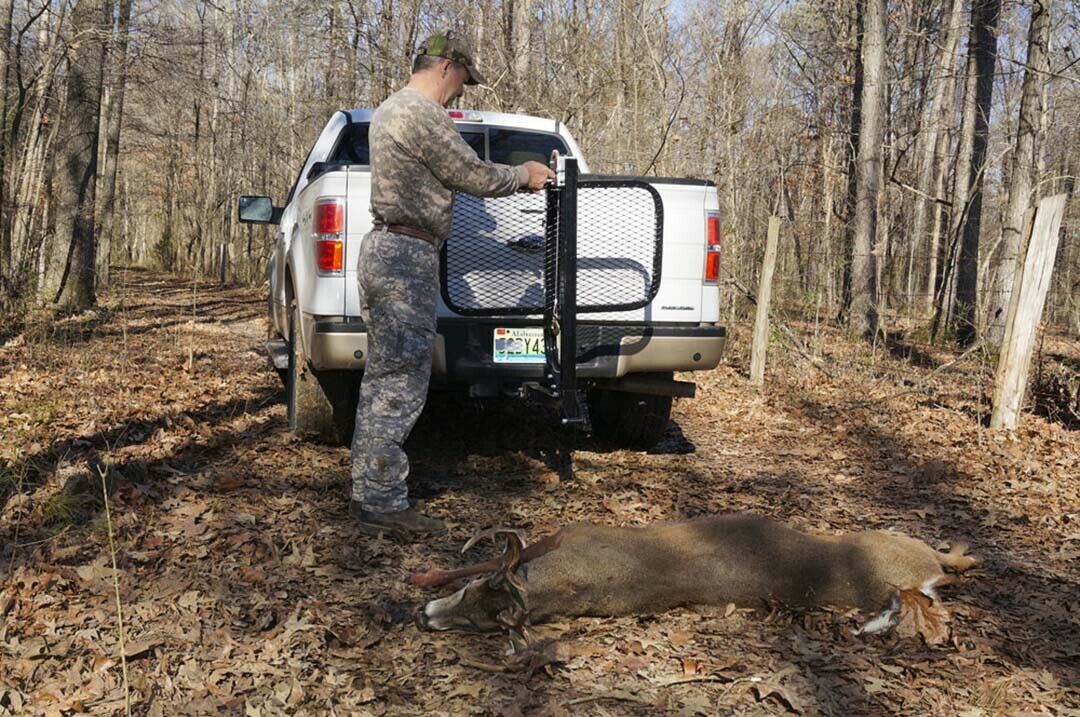 Viking VKSVSL001 Swivelift Hitch-Mounted Game Swivel Lift - Fresh Stock Dated December 2025