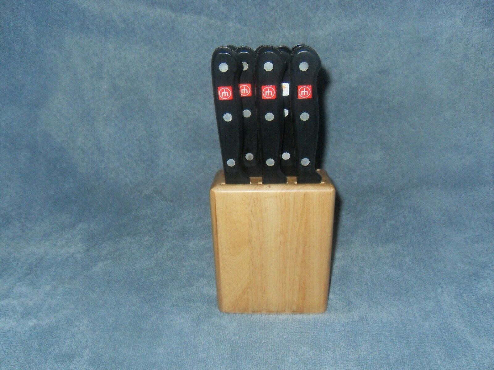 Wusthof Gourmet 8-Piece Stainless Steel Steak Knife Set with Block, German Made - Fresh Stock Dated December 2025