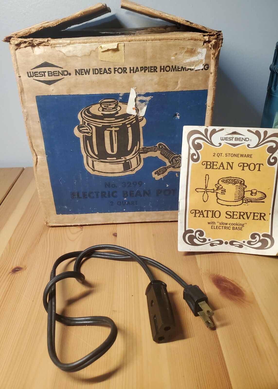 VINTAGE WEST BEND BROWN CERAMIC ELECTRIC 