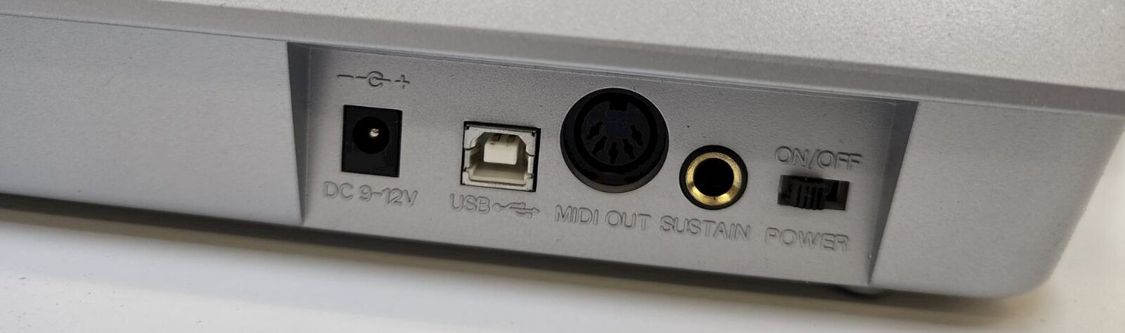 M-Audio Keystation 61ES Semi-Weighted USB MIDI Keyboard Controller - Fresh Stock Dated February 2026