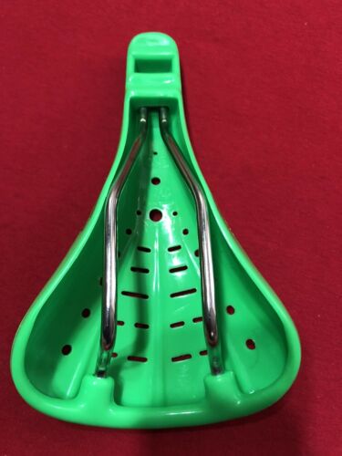NOS GREEN BIKEWAY AERO VELO SEAT OLD SCHOOL BMX Gt Dyno Style - Fresh Stock Dated December 2025