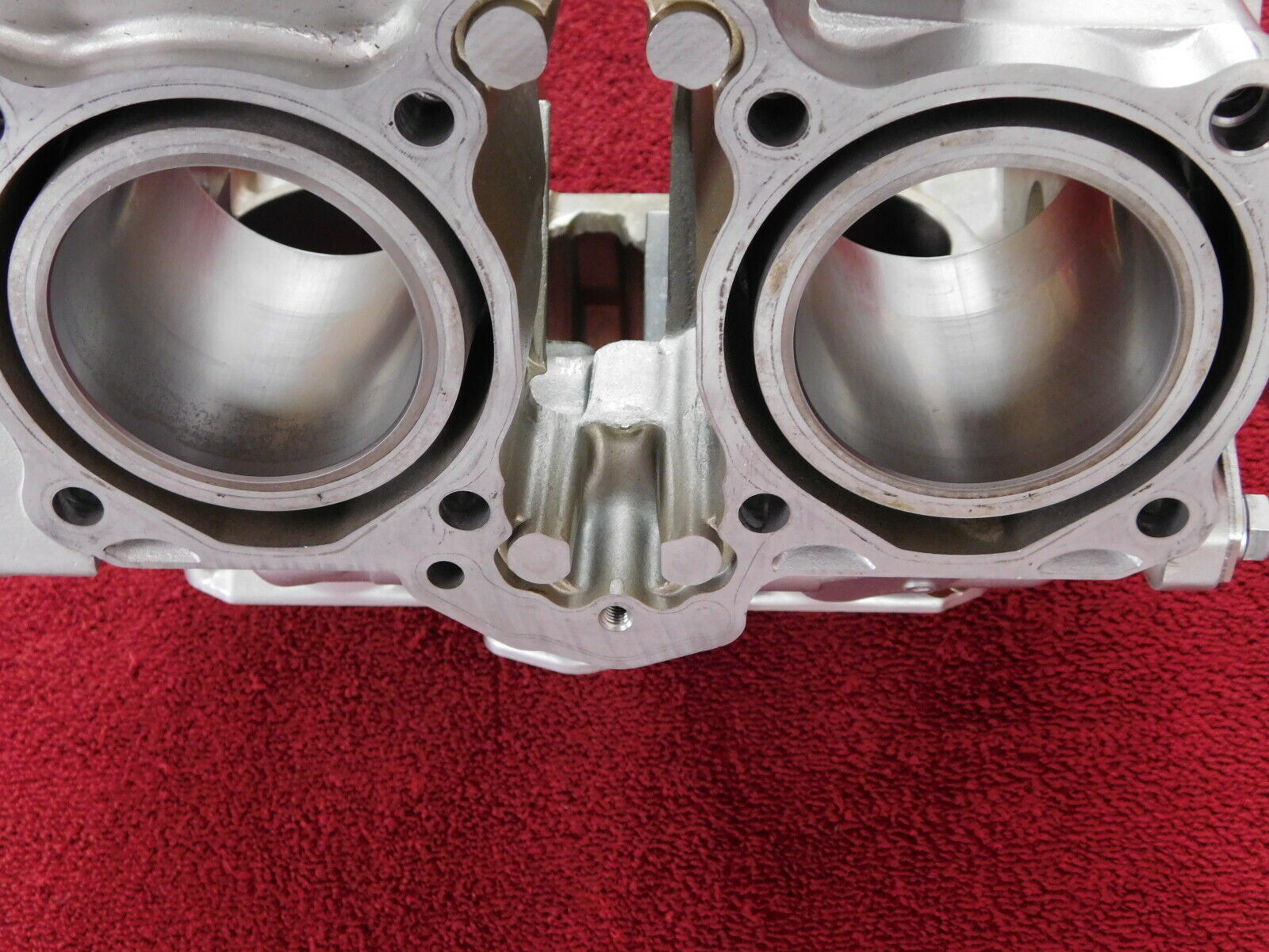 Crankcase / Engine Block Cylinder w/Pistons 94-03 VF750C VF750 Magna 750 - Fresh Stock Dated February 2026