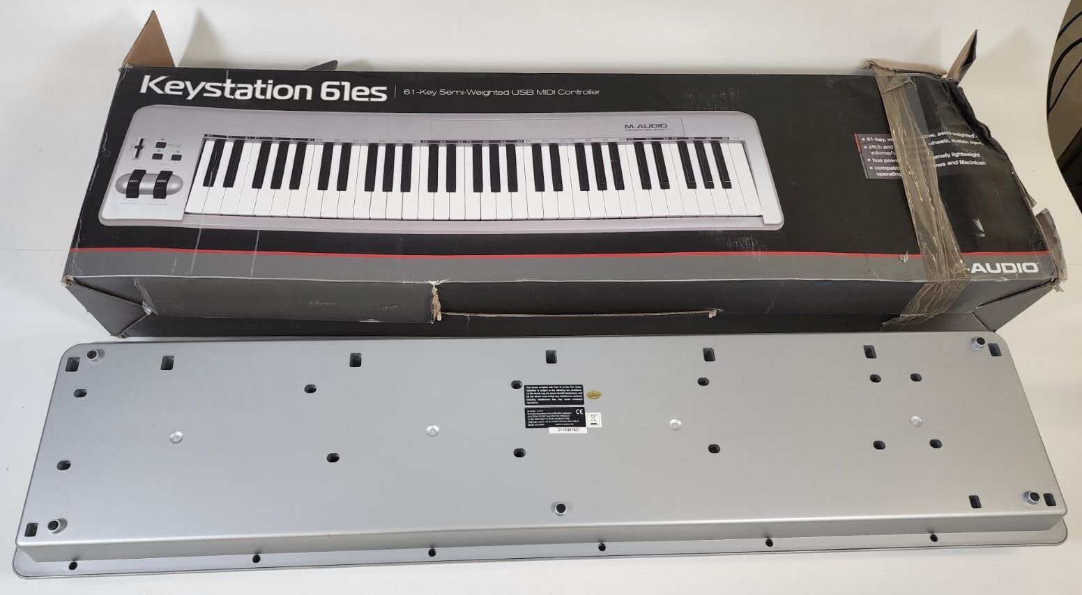 M-Audio Keystation 61ES Semi-Weighted USB MIDI Keyboard Controller - Fresh Stock Dated February 2026