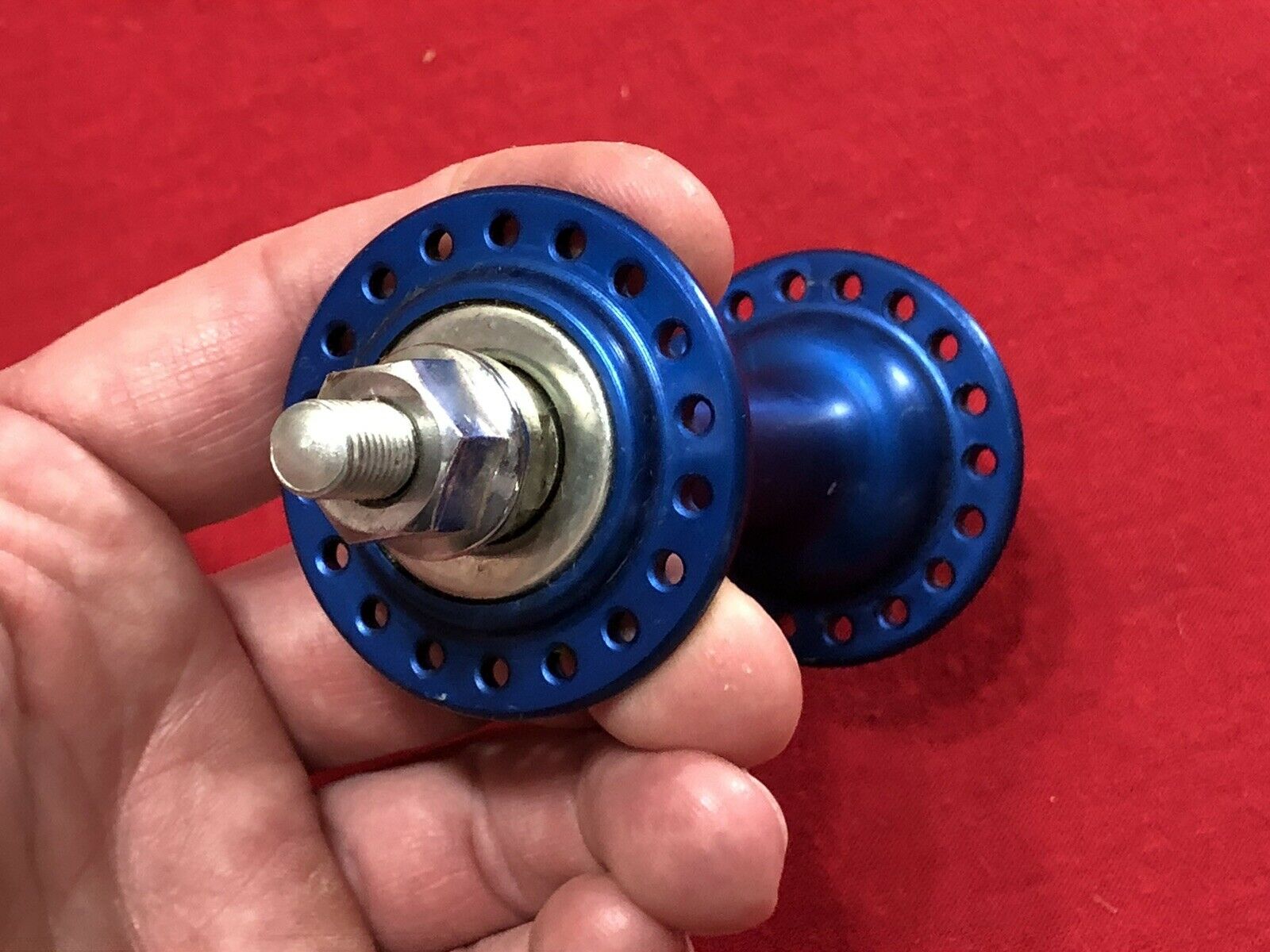 UNUSED BLUE ANODIZED SHIMANO FRONT 36 HOLE HUB 3/8 OLD SCHOOL BMX - Fresh Stock Dated December 2025