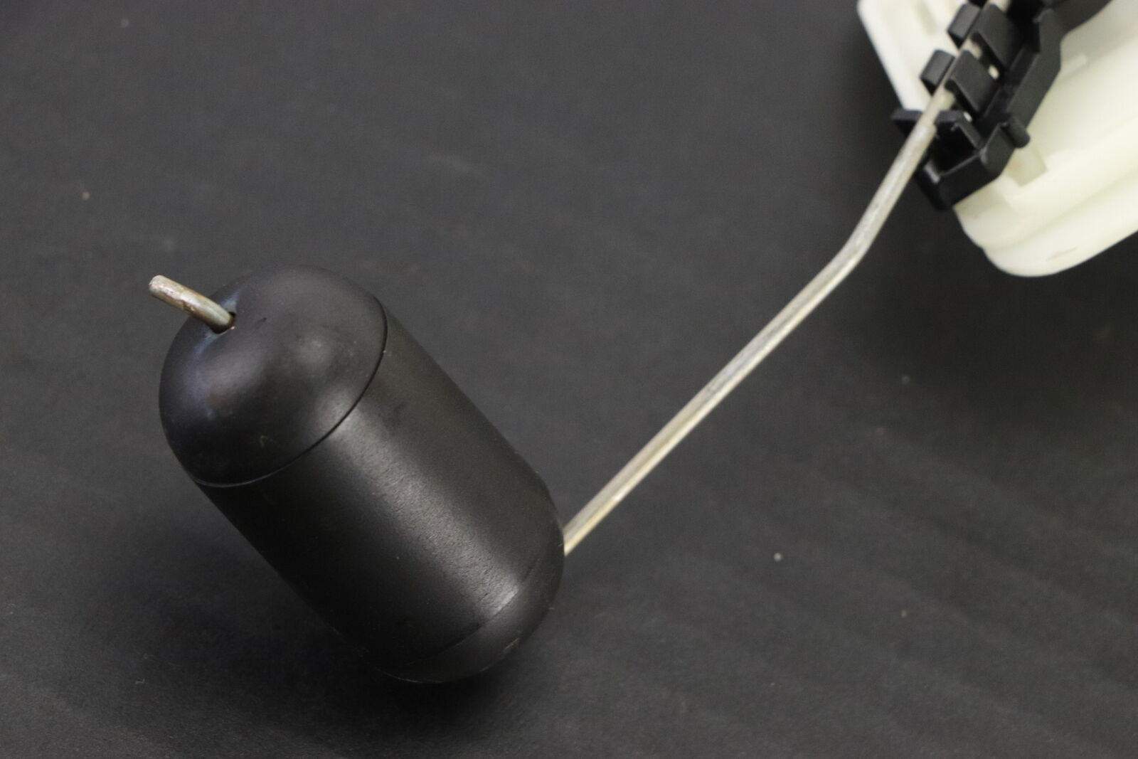 2016 Harley Dyna Fuel Float Sending Unit 75219-09 *TESTED - Only 3k miles - Fresh Stock Dated February 2026