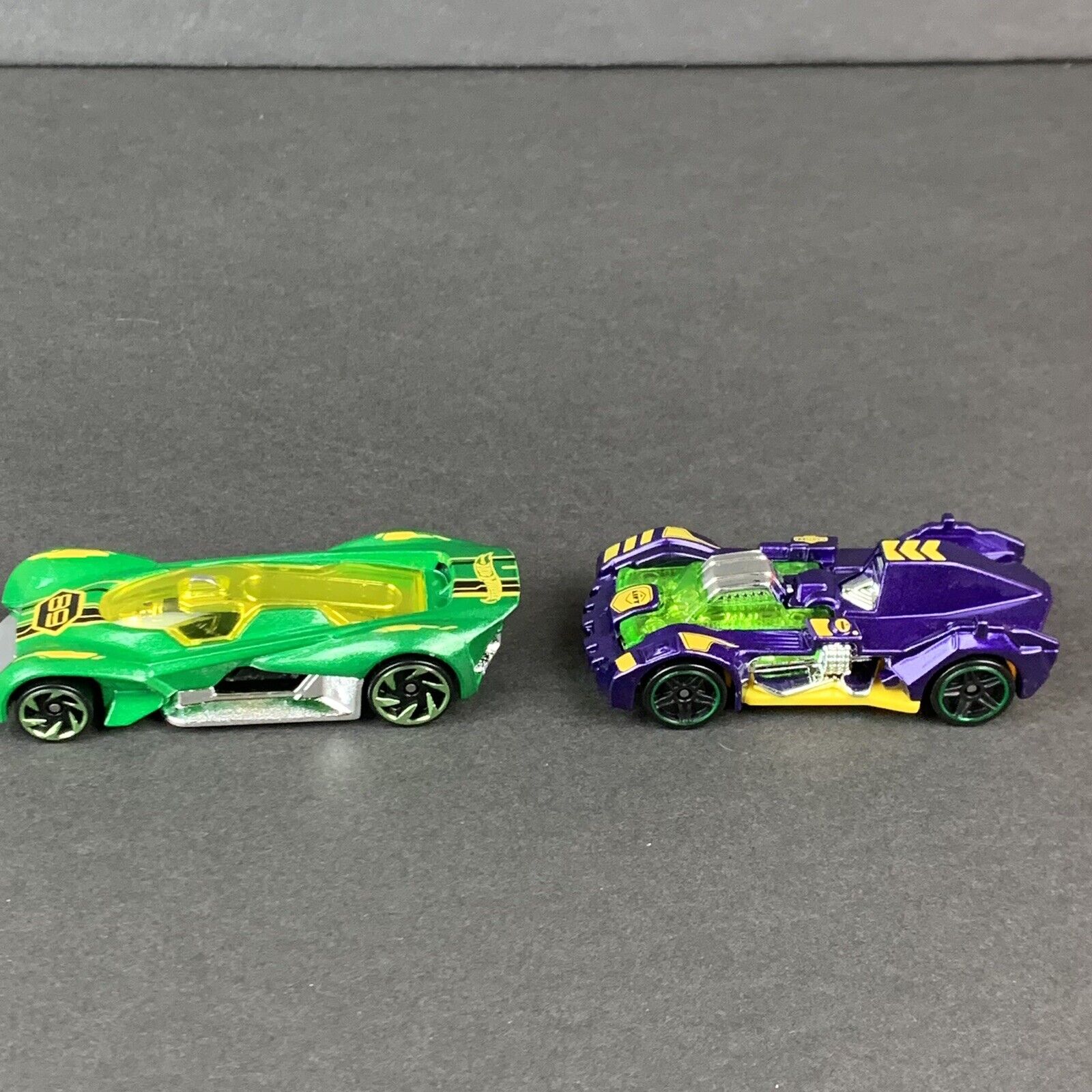 Osmo Hot Wheels Mind Racers 6 Cars Box RARE Poster iPad Launchpad + Tokens, NICE - Fresh Stock Dated February 2026