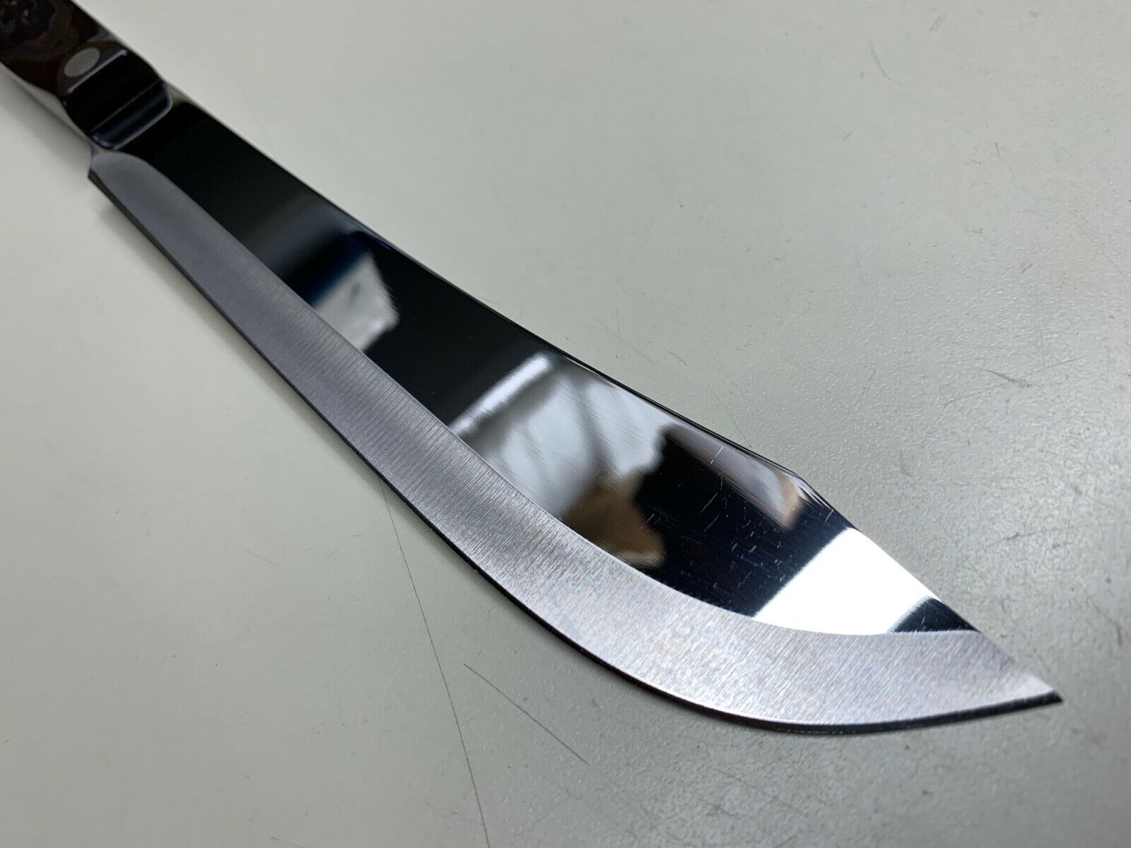 CUTCO Classic Handle Butcher knife 1722 USA made **VERY NICE CONDITION** - Fresh Stock Dated December 2025